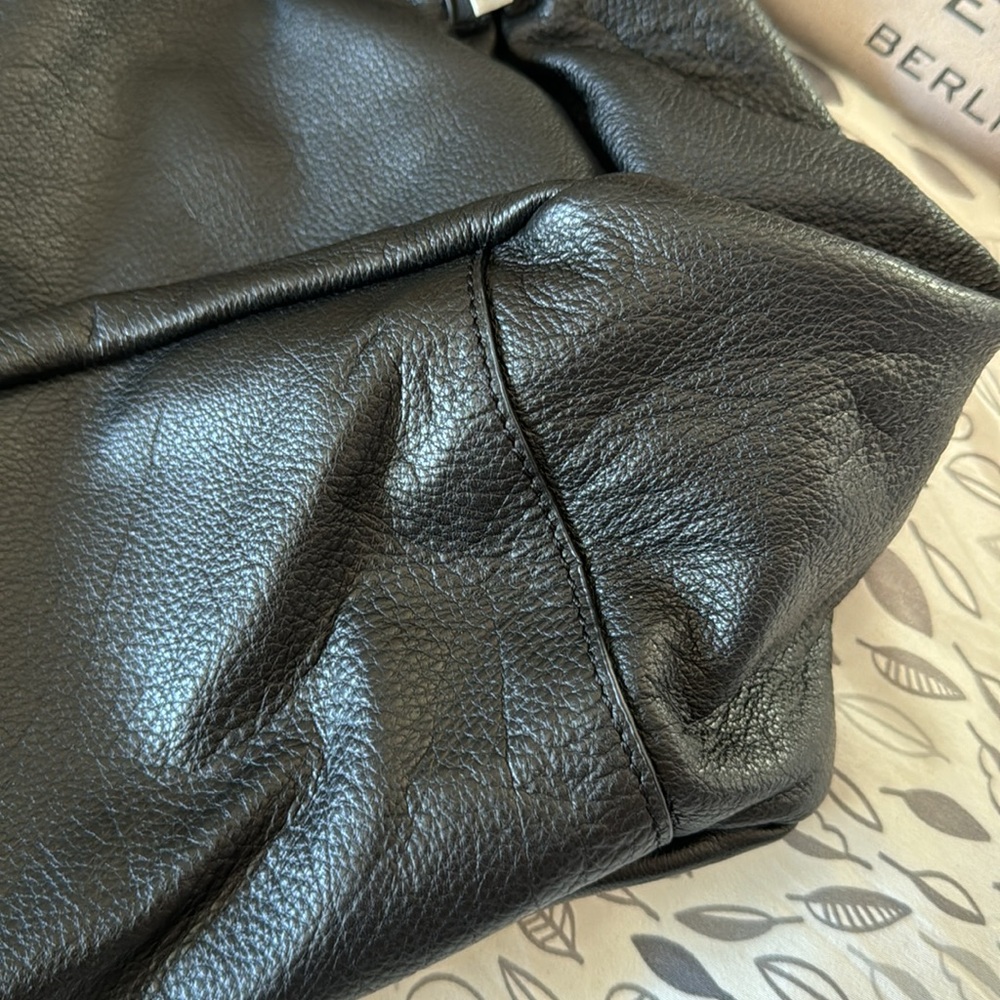 Liebeskind Kano Leather Bag - Picture 7 of 7